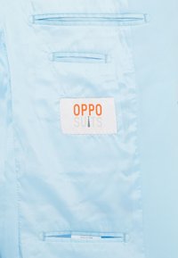 Unselected, cool blue