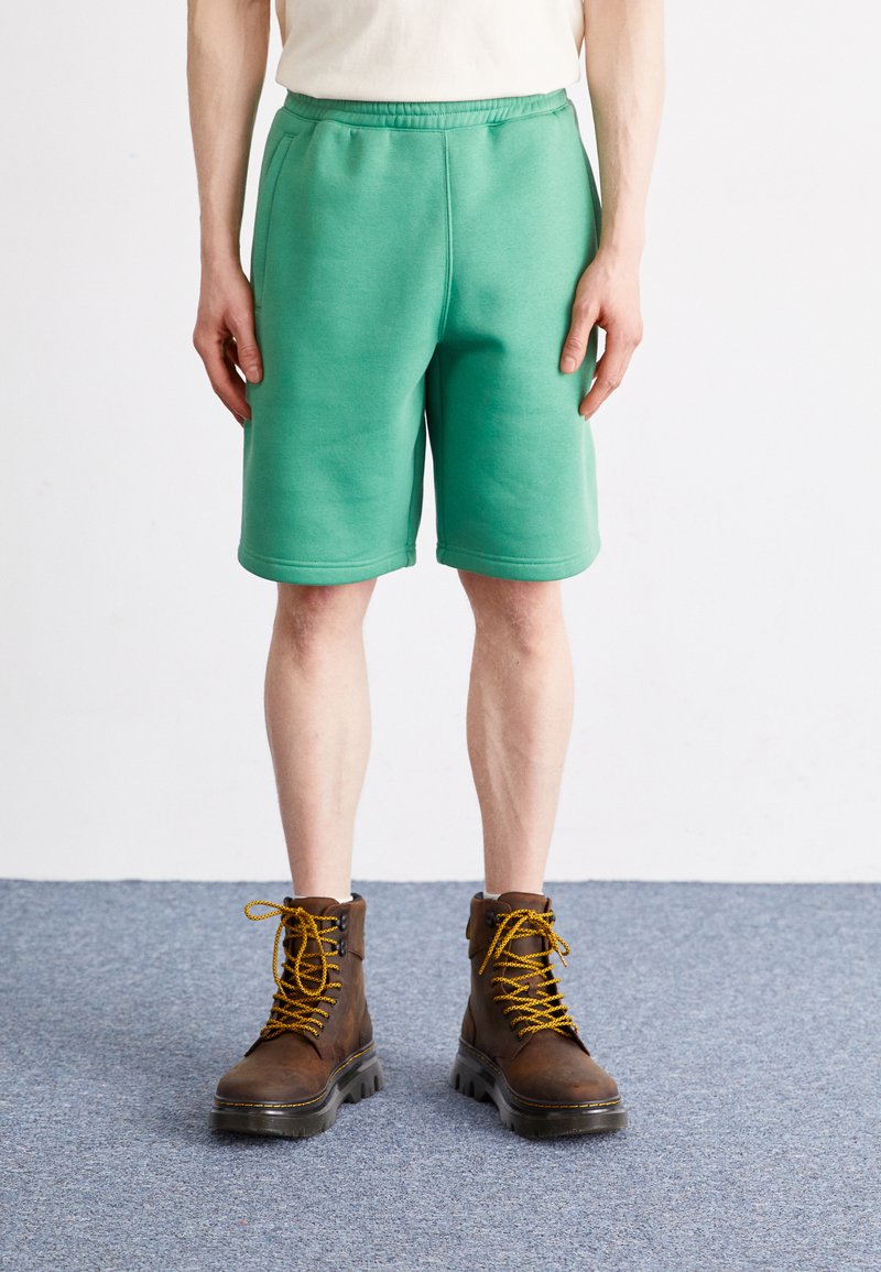 adidas Originals ESSENTIAL - Treniņtērpa apakšdaļas - preloved green