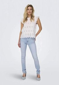 ONLY ONLBLUSH MID SKINNY - Testhezálló fazon - light blue denim