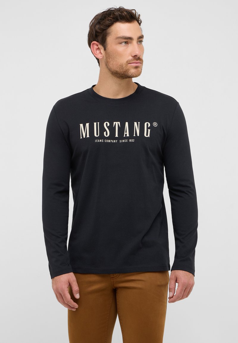 Mustang STYLE ASHEVILLE - Hosszú ujjú felső - schwarz