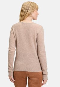 Betty Barclay - Sweter