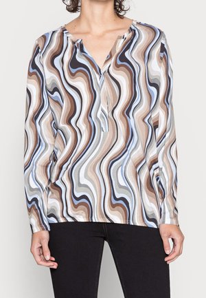 Mehrfarbige Langarmbluse mit wellenförmigem Muster in Brauntönen, Blau und Creme. Verfügt über einen V-Ausschnitt und ein leichtes Material.