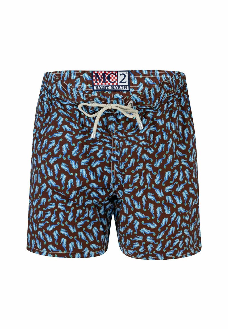 Bañadores marrones con un patrón de caballitos de mar azules. Fabricados con material ligero, cuentan con cintura con cordón y bolsillos laterales.