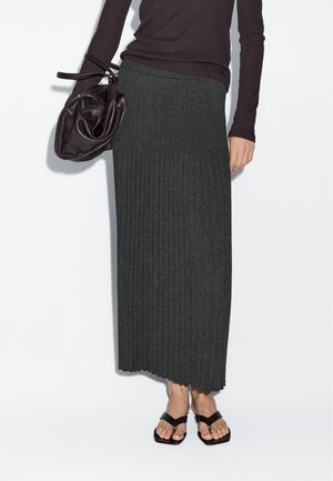 Massimo Dutti MIDI - Plooirok - dark grey