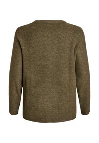 Oliivinvihreä, ribattua neuletta, pitkät hihat, pyöreä kaula-aukko, hieman ylisuuri istuvuus, teksturoidulla pinnalla ja suora helma.