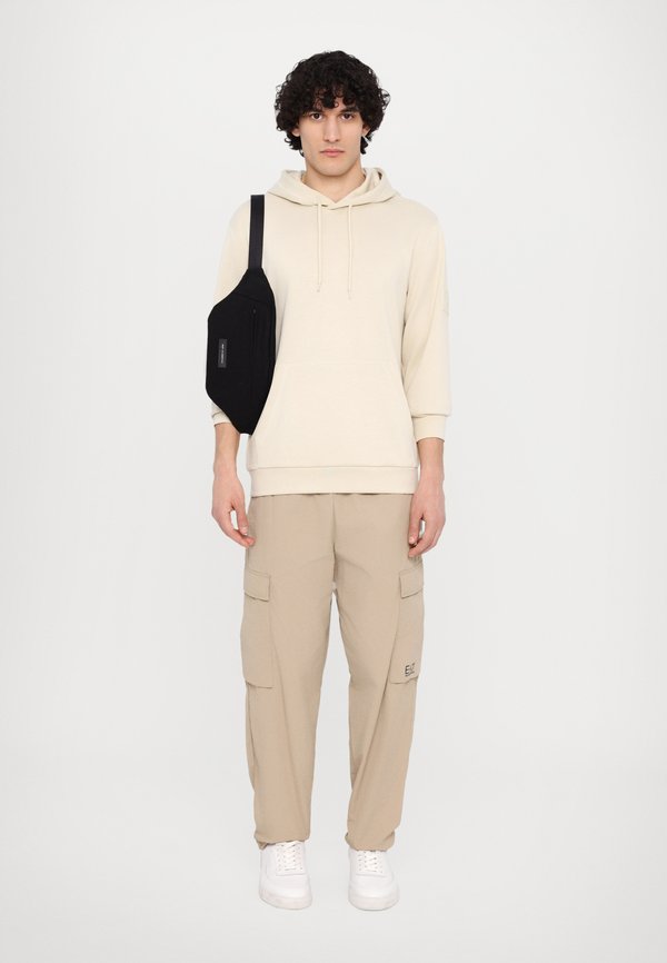 UNISEX - Hoodie - almond milk