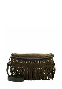 Borsa in suede verde oliva con dettagli in frange, borchie in tonalità argento e occhielli. Presenta una chiusura con zip e una tracolla regolabile.