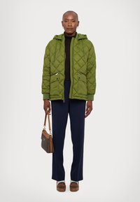 MICHAEL Michael Kors QUILTED LIGHT PADDED JACKET - Téli dzseki - evergreen