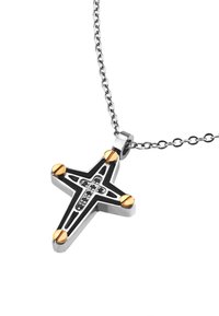 Metaal hangertje in stervorm met zwarte accenten, gouden hardware op de punten en een kruisdetail ingelegd met kleine heldere stenen, aan een zilveren ketting.