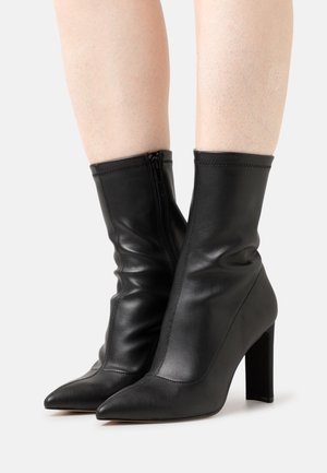 ALDO, Bottines à talons hauts - black