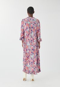 Dea Kudibal ROSANNA EV - Kasdienė suknelė - paisley violet