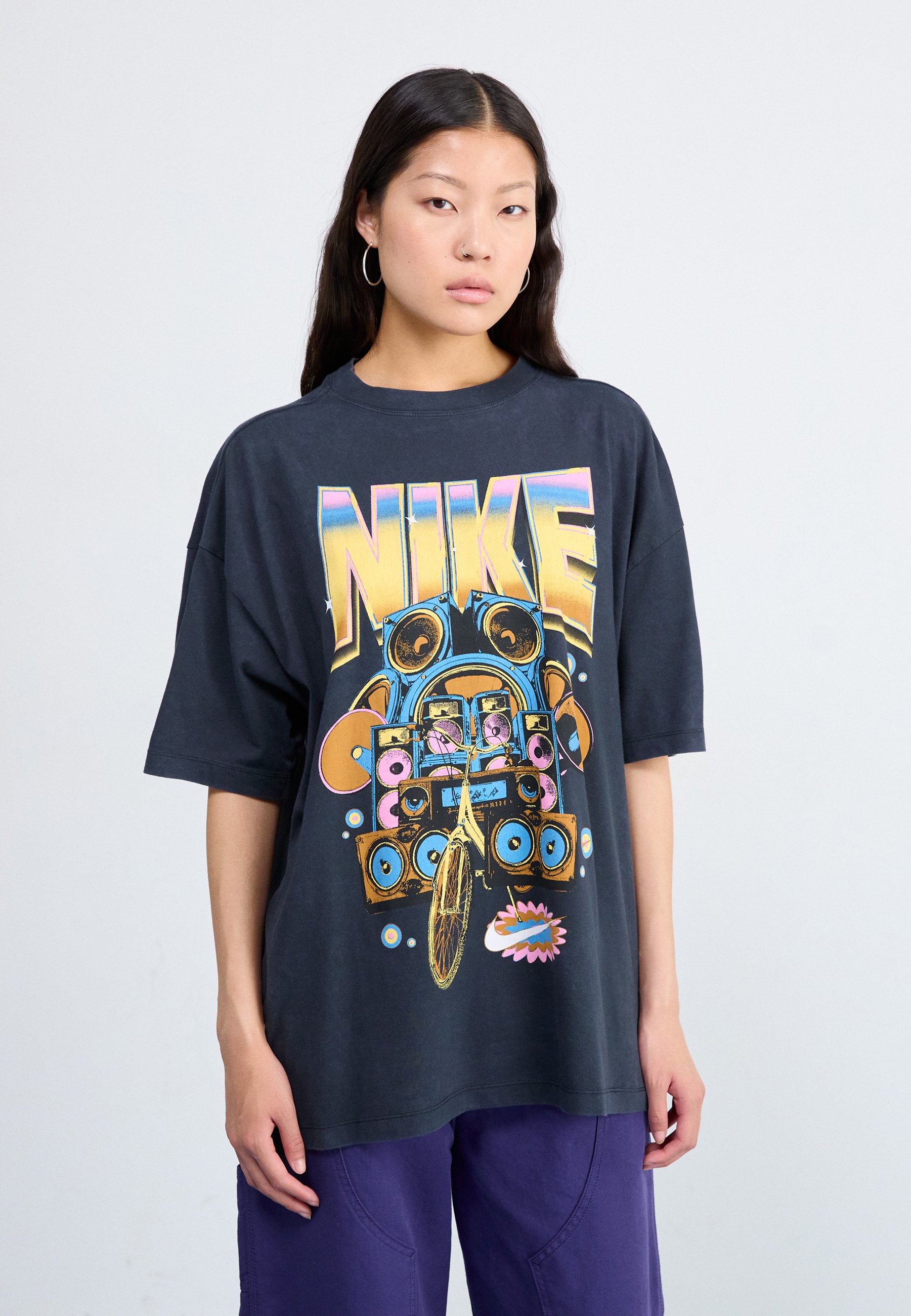 nike vintage graphic tee
