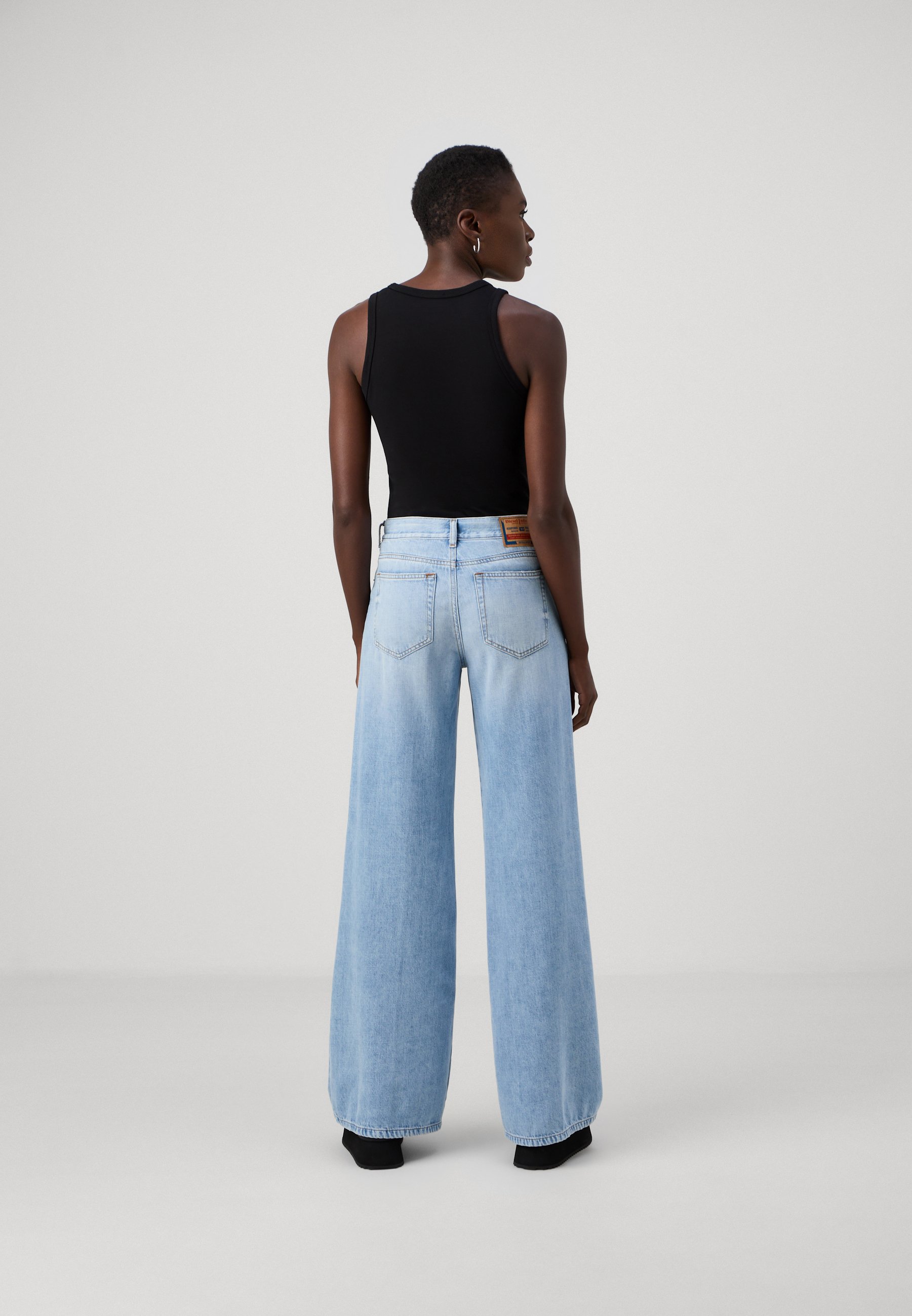 Diesel 1978 D-AKEMI - Flared Jeans - 01/blue denim - Zalando