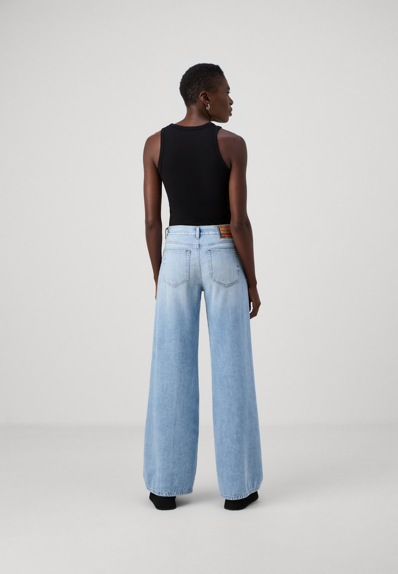 Diesel 1978 D-AKEMI - Flared Jeans - 01/blue denim - Zalando.de