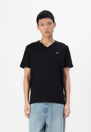 EVERYDAY MICRO LOGO VEE - Basic T-shirt - true black