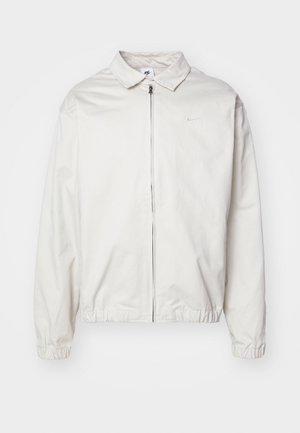 Nike Sportswear HARRINGTON - Summer jacket - light orewood burnt/(light orewood burnt)