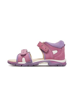 Børns pink og lilla sandal med åben tå, justerbare stropper og polstret sål, vist fra siden.