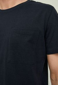 Jack & Jones CREW NECK - Camiseta básica - navy blazer