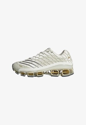 adidas Originals, ADIDAS ORIGINALS MEGARIDE F50 SHOES UNISEX - Zapatillas - cloud white ice gold met gold metallic