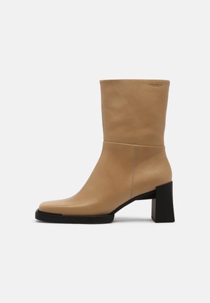 Korte laarzen - light brown