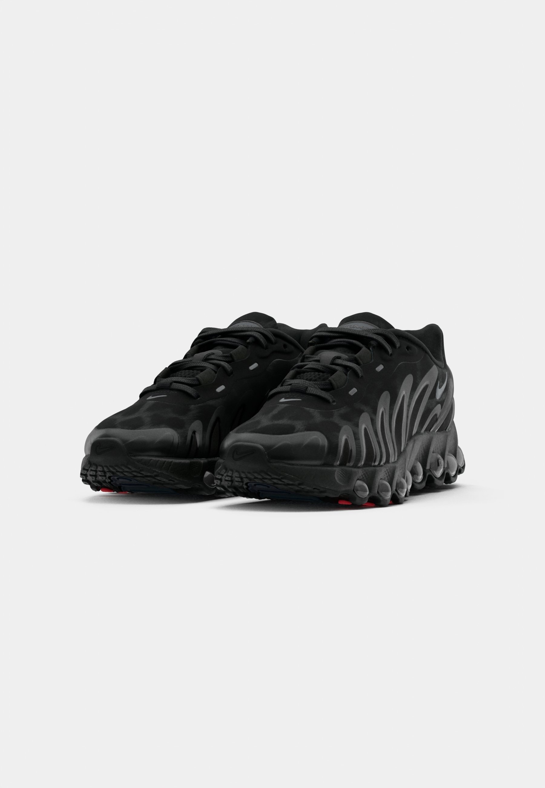 Nike Sportswear AIR MAX DN8 SE - Sneakers low - black/metallic