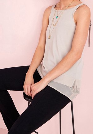 Next Top - grey