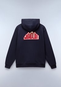 Marinblå hoodie med en stor röd och vit bergsgrafik och "NAPAPIJRI"-text på baksidan; har en dragsko i huvan och ribbade muddar.