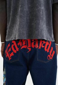 Thumbnail Image 4