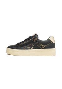 Schwarze Leder-Sneaker mit goldenen Glitzerakzenten, einem seitlichen Reißverschluss, runder Spitze und einer crèmefarbenen Plateausohle.