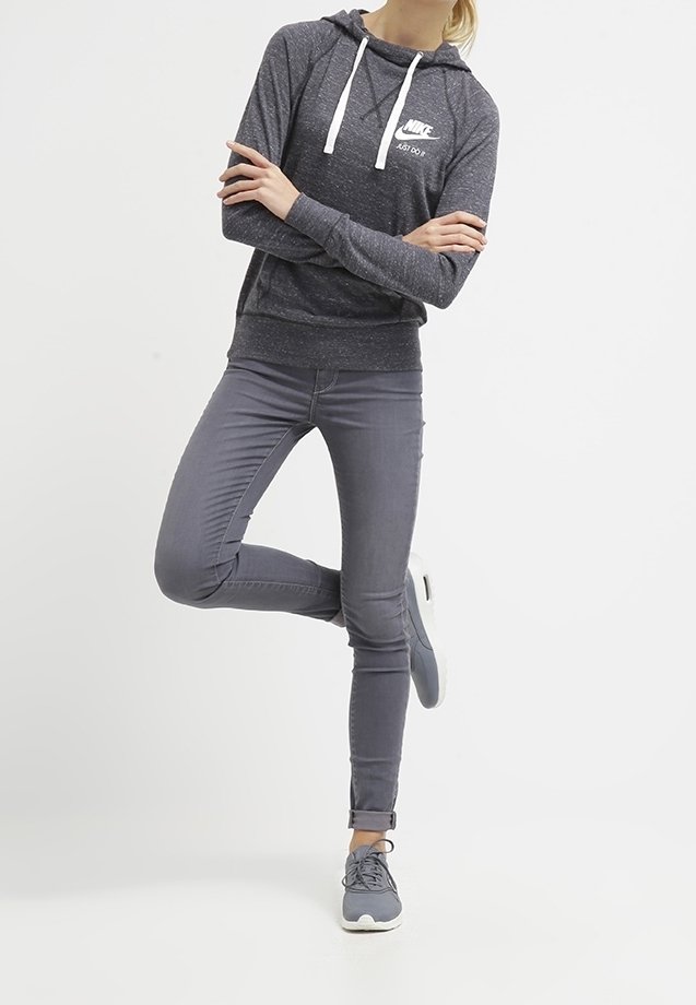 nike sweatshirt slim fit