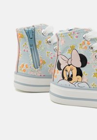 Friboo MINNIE MOUSE - HIGH-TOP TRAINERS \n - Vysoké tenisky - light blue