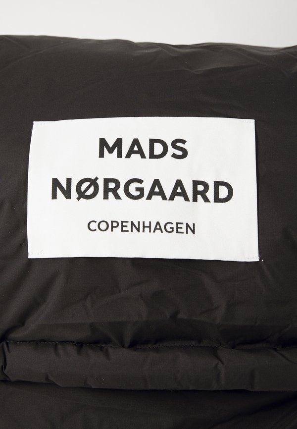 RECYCLE PILLOW BOMB BAG - Tote bag3