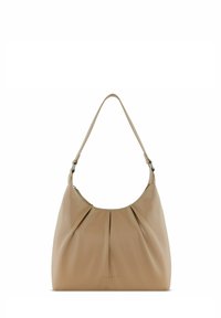 Borsa a spalla in pelle beige con design a pieghe e una strap singola. Presenta un branding sottile sul davanti e una texture liscia.