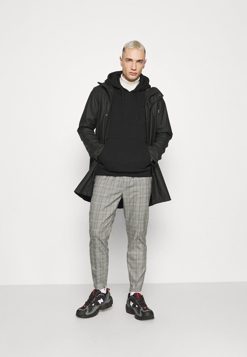 Jack & Jones JORBRINK HOOD - Kapuzenpullover - black