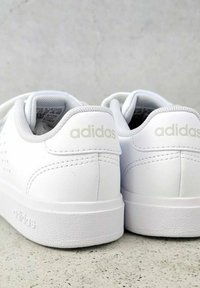 adidas Originals ADVANTAGE BASE 2.0 - Sneakers basse - blanc
