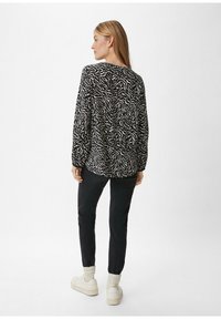 comma casual identity Bluse - schwarz