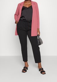 Anna Field Curvy Pitkä takki - pink