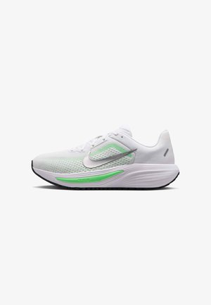 Nike Performance, NIKE PERFORMANCE WOMEN'S ROAD RUNNING SHOES QUEST 7 - Chaussures de running sur route - white illusion green cucumber calm metallic silver