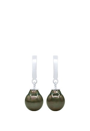 Boucles d'oreilles goutte en argent avec des perles vert foncé de forme irrégulière suspendues à des crochets simples.