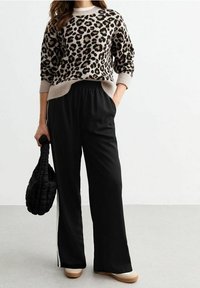 New Look Sweter