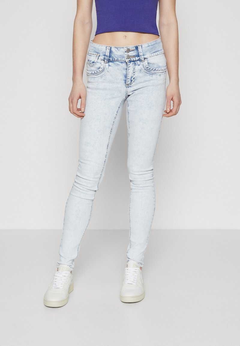 ONLY - ONLWAUW MID COIN ACID - Skinny-Farkut - light blue bleached denim, Suurenna