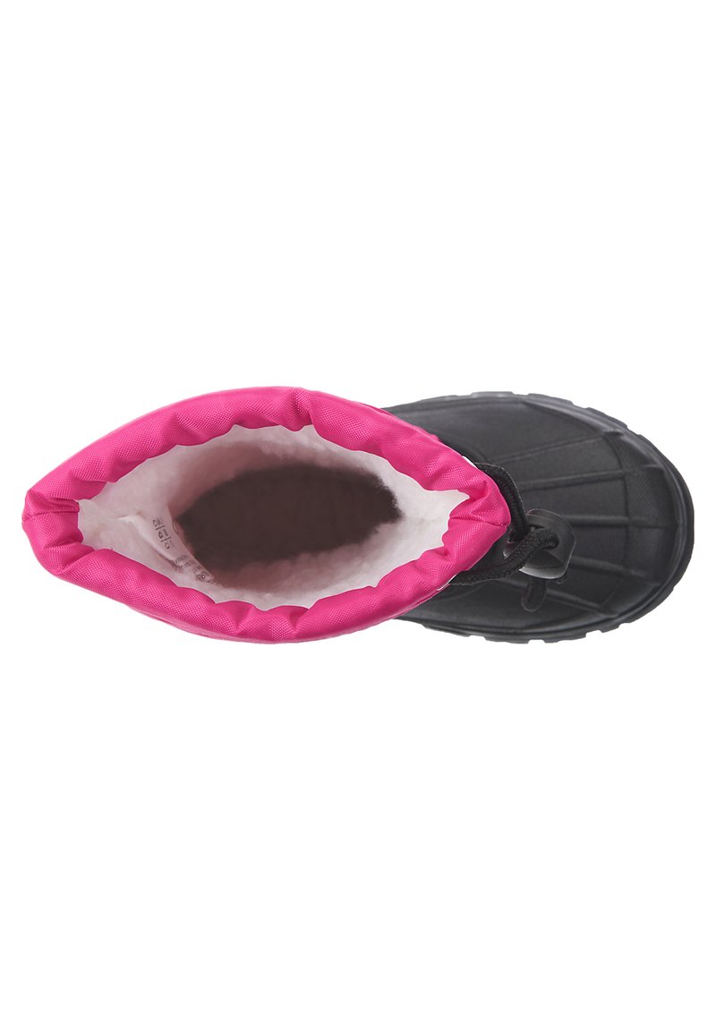 Schwarze Winterstiefel mit einem rosa Stoffkragen und weißer Fütterung. Sie verfügen über einen Kordelzugverschluss und eine strukturierte Gummisohle für besseren Halt.