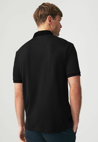 Next SMART COLLAR - Pikeepaita - black flocked
