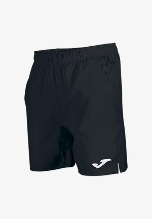 Zwarte sportshorts met elastische tailleband en een wit gestileerd J-logo op het onderste linkerbeen, zonder zichtbare zakken of trekkoorden.