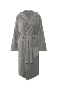 Accappatoio grigio con cappuccio realizzato in tessuto morbido e testurizzato. Presenta una cintura da annodare, due tasche frontali e maniche lunghe con una vestibilità comoda.