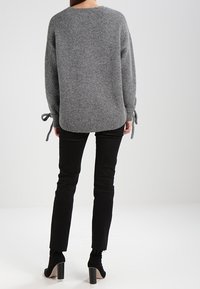 Tommy Hilfiger Sweter