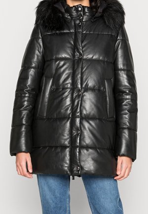 Abrigo de invierno - black