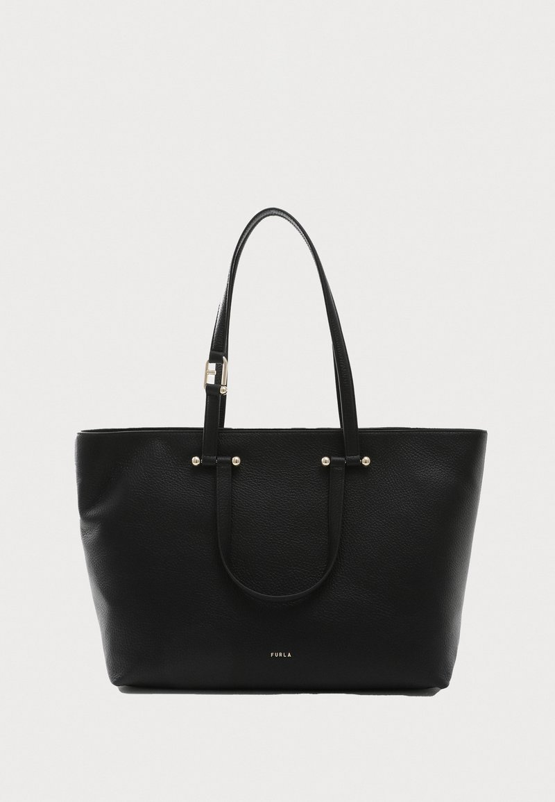 Czarna skórzana torba na ramię z podwójnymi paskami na ramiona i małym złotym logo marki "FURLA" na środku przodu.