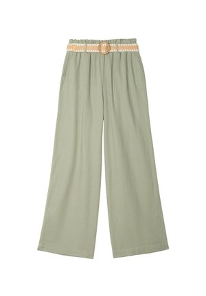 Pantalones de pierna ancha verde claro con cinturilla elástica y un cinturón tejido beige que cuenta con una hebilla de madera circular. Tejido suave y ligero.