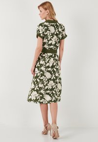 LELA REGULAR FIT - Kreklkleita - ecru khaki